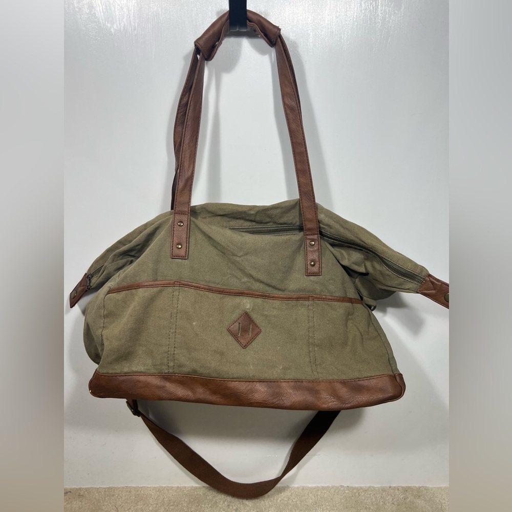 Mossimo Supply Co Overnight Bag Green